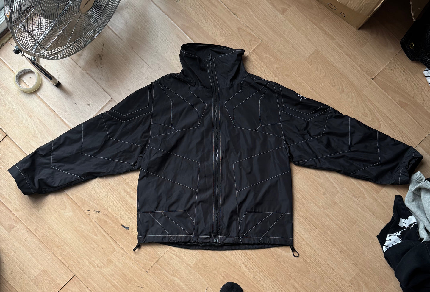 SAMPLE - ROBOT WINDBREAKER V2 - (SIZE L) - 1 OF 1